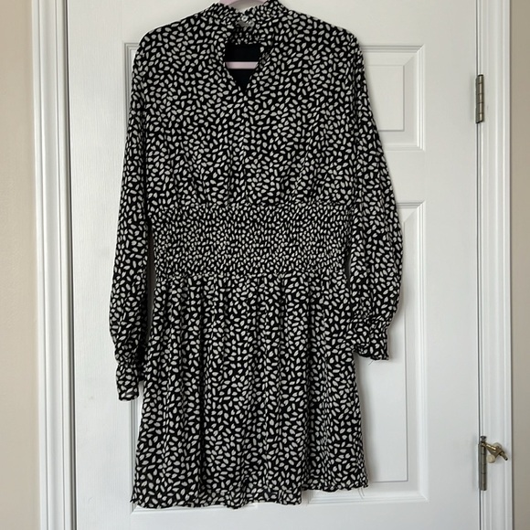 She‎ & Sky Black and Cream Polka Dot Dress - Picture 6 of 8